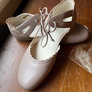 Josef Seibel shoes - Fiona flats - Sz 9 / 40 - Gary/Taupe